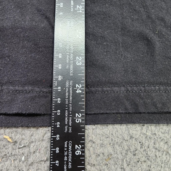 GUESS Shirt Mens Medium Black Panther Rhinestone Logo Graphic Tee Crewneck - Picture 4 of 6